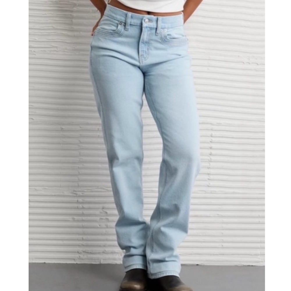 AE - Curvy Straight Leg Jeans